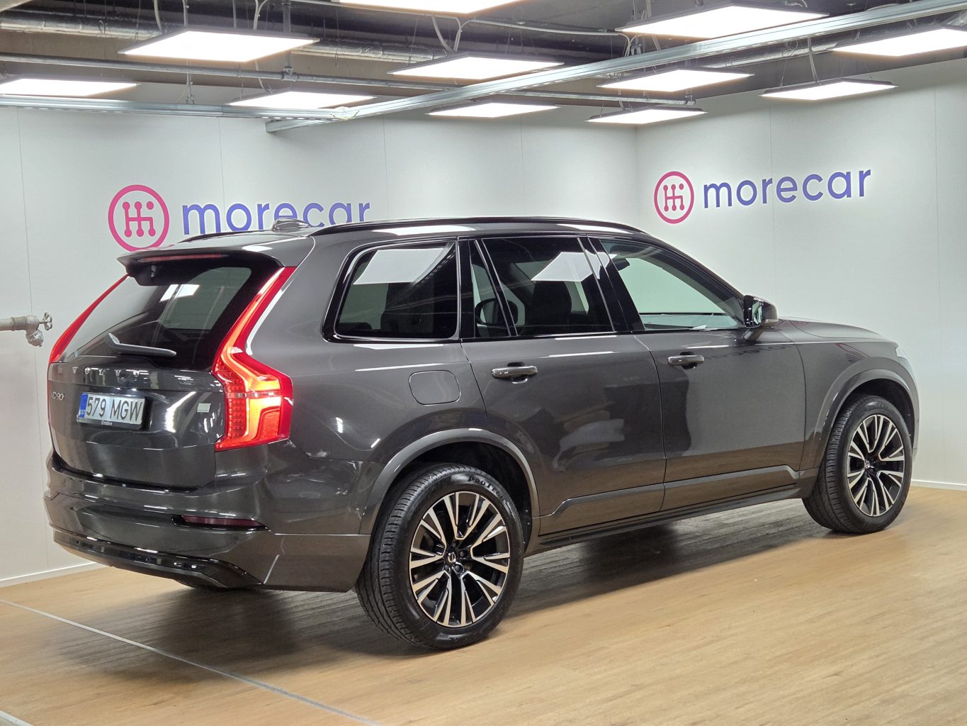 Volvo XC90 rendiauto