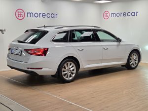 Skoda SUPERB rendiauto