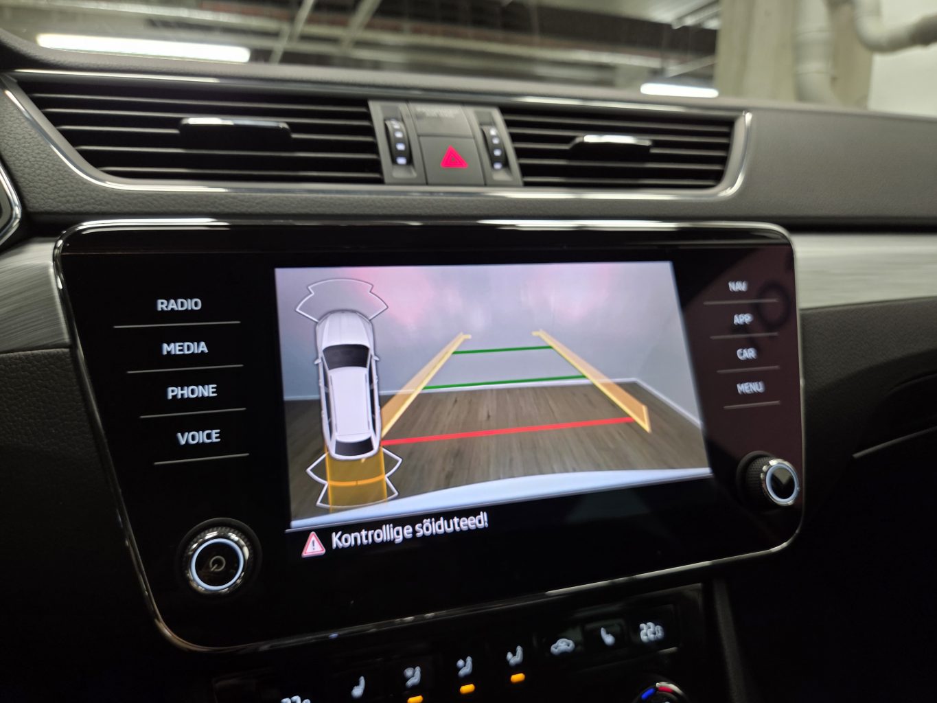 Skoda SUPERB rendiauto