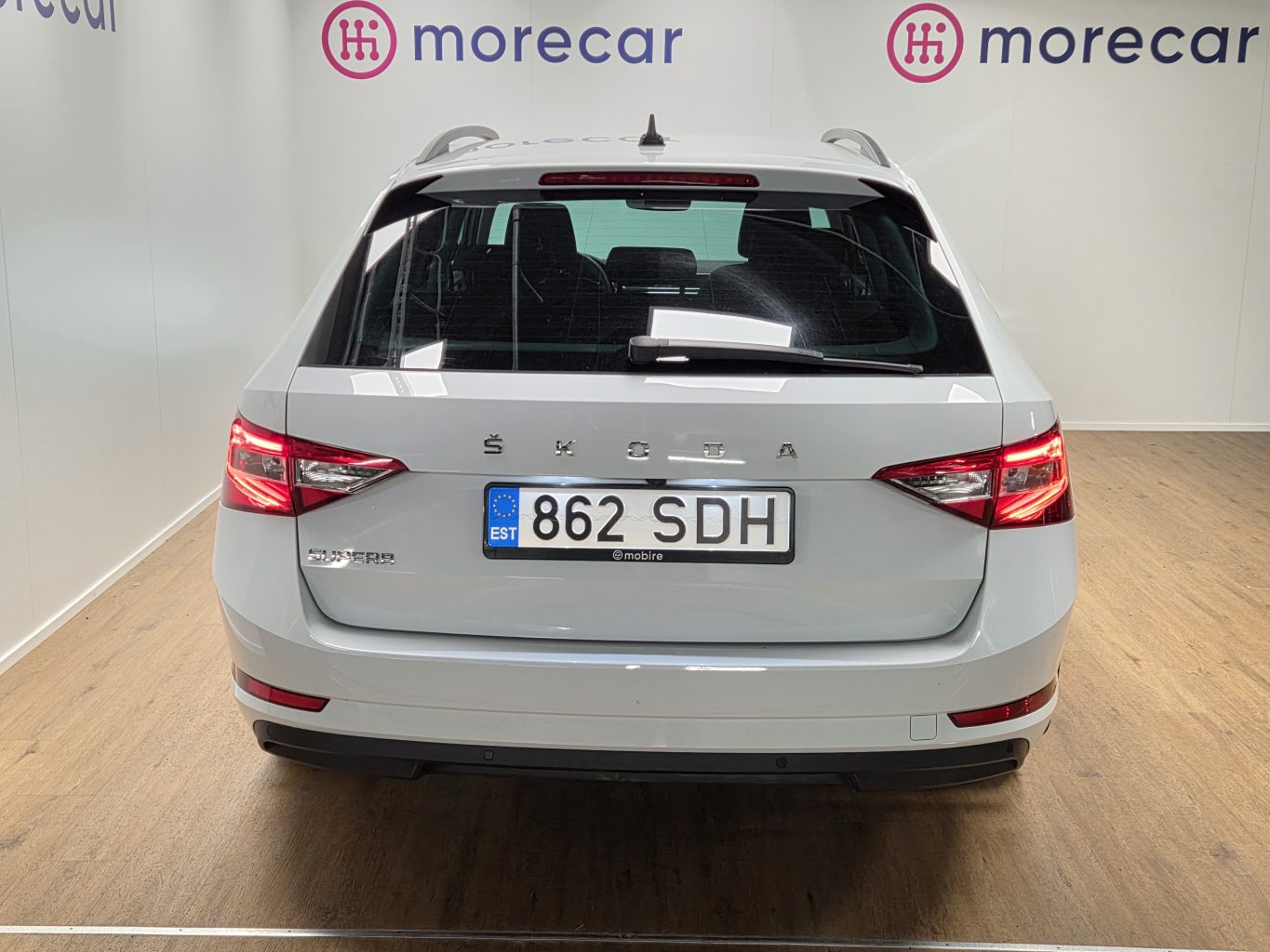 Skoda SUPERB rendiauto