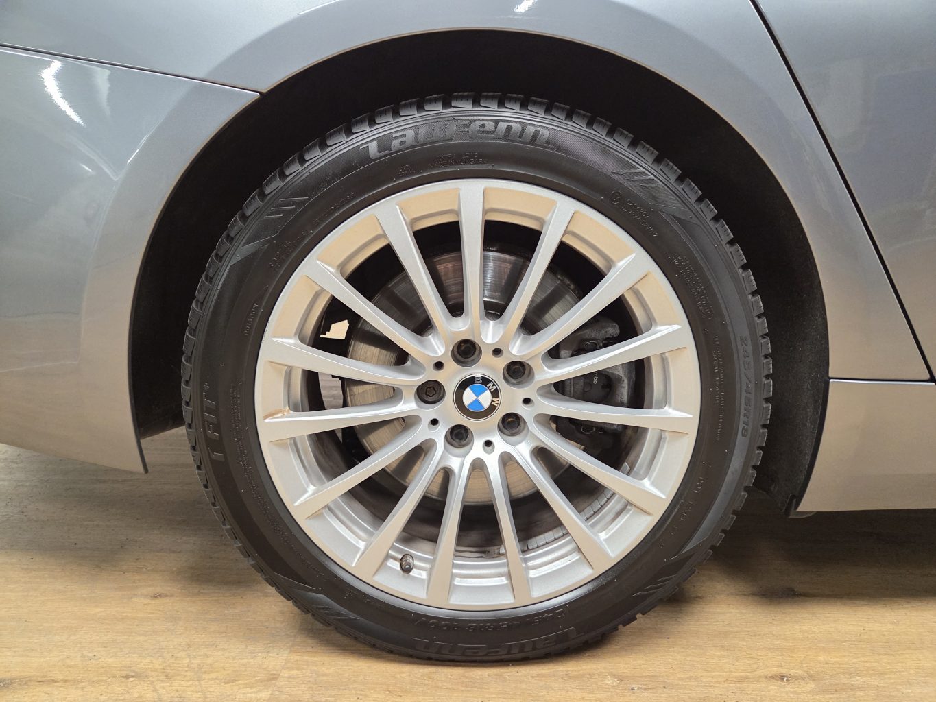 BMW 530d rendiauto