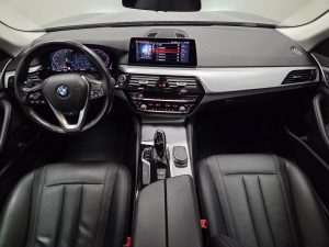 BMW 530d rendiauto