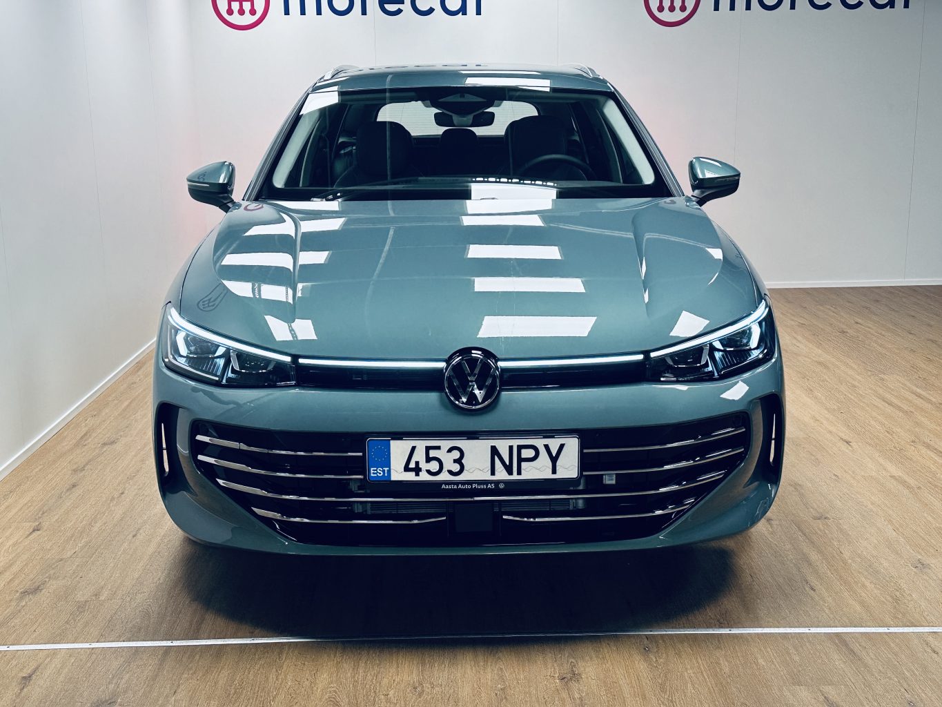 Volkswagen PASSAT rendiauto