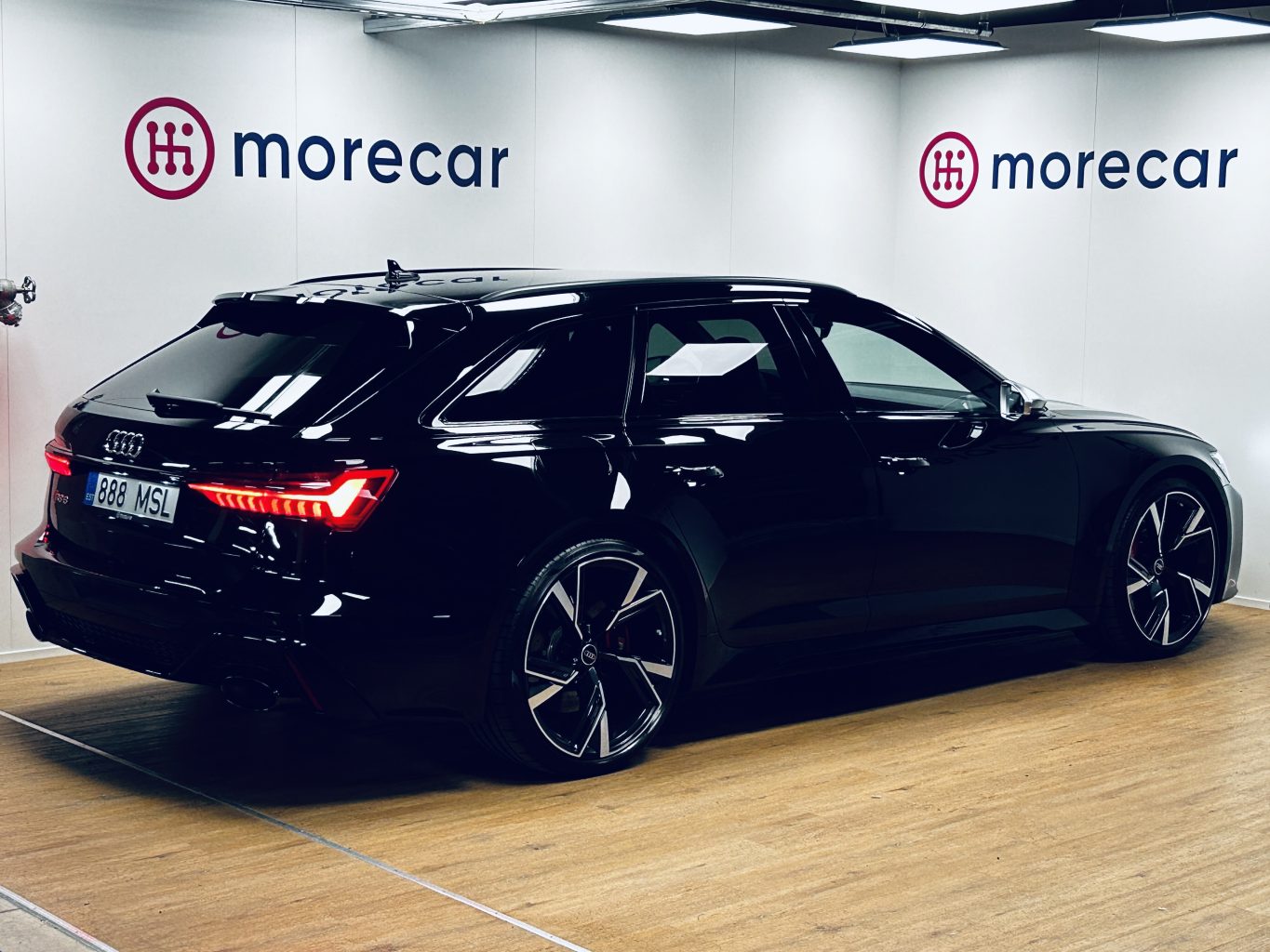 Audi RS6 Арендный автомобиль