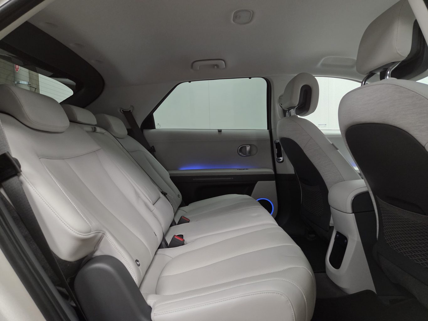 Hyundai IONIQ Арендный автомобиль