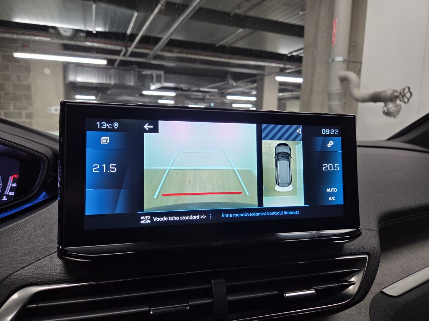 Peugeot 5008 Арендный автомобиль