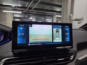 Peugeot 5008 Арендный автомобиль