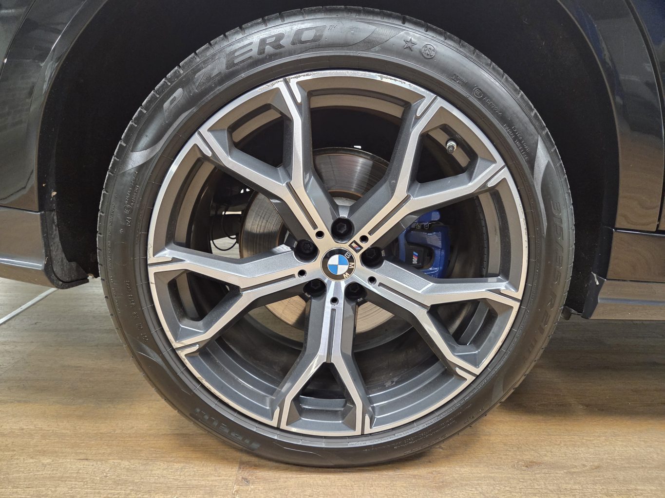 BMW X6 Арендный автомобиль