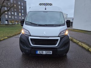 Peugeot Boxer rendiauto