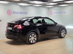 Tesla Model Y rendiauto