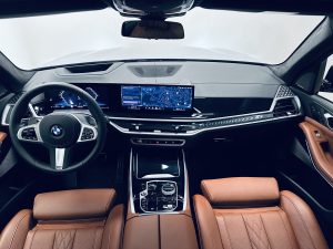 BMW X7 Арендный автомобиль