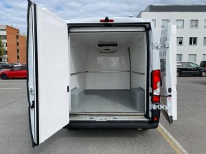 Peugeot Boxer Rental car