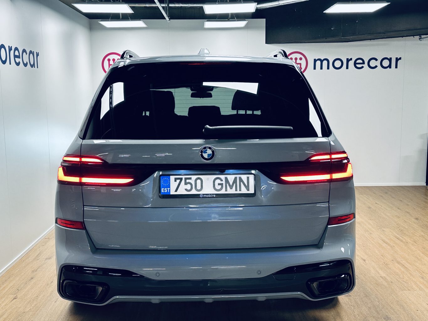 BMW X7 Арендный автомобиль