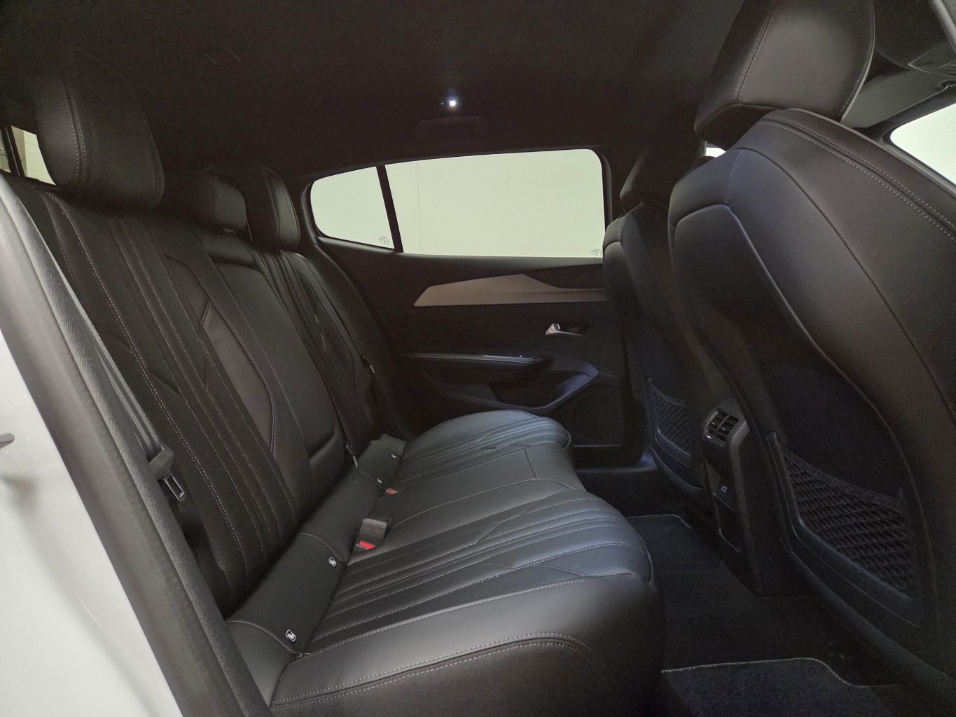 Peugeot 408 Rental car