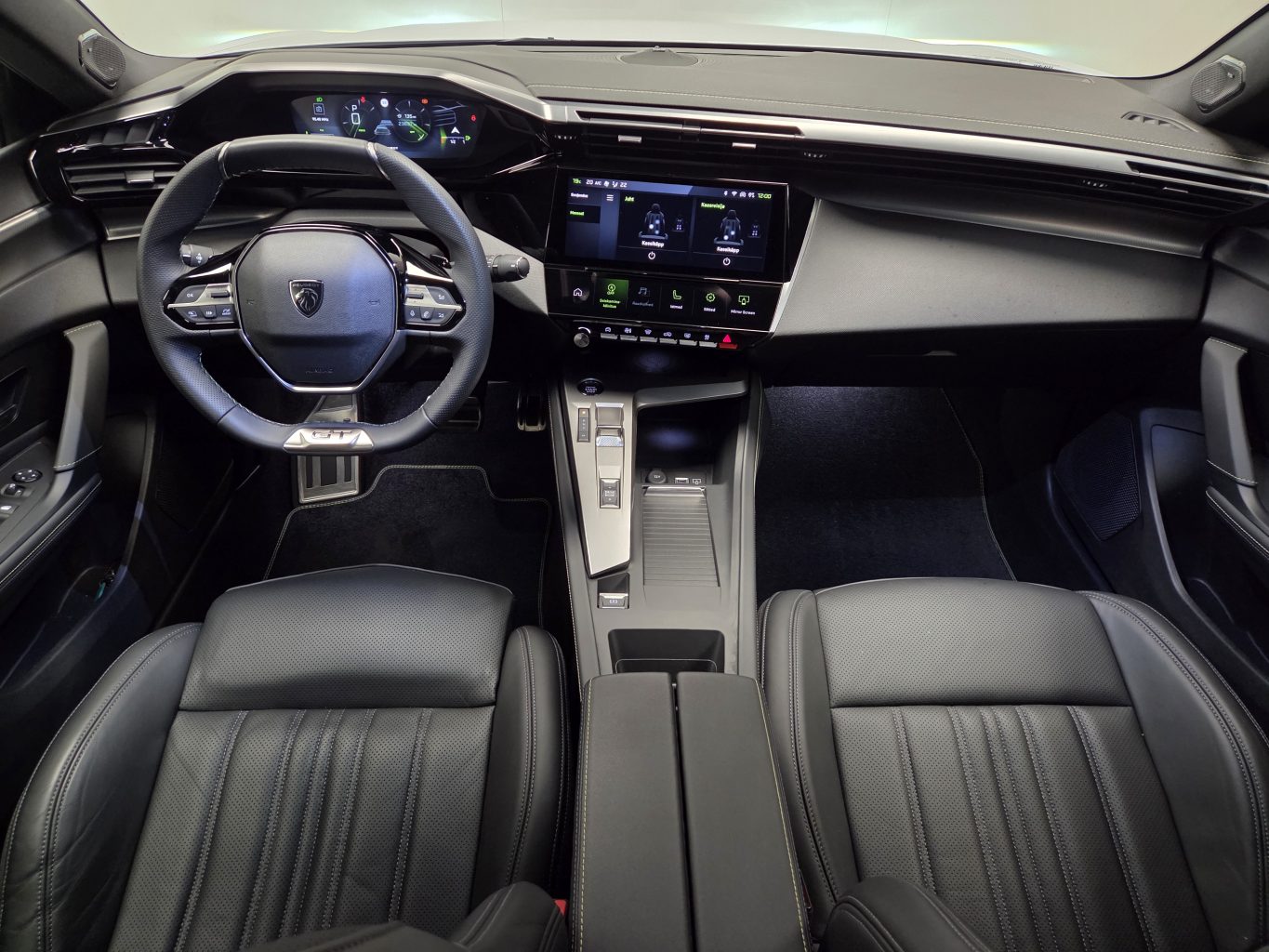 Peugeot 408 Rental car