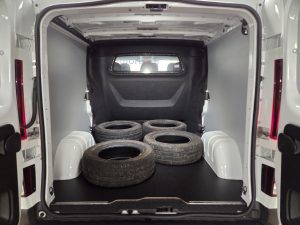 Renault TRAFIC Арендный автомобиль