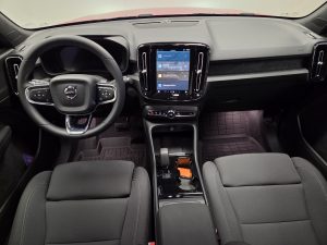 Volvo C40 Recharge Арендный автомобиль