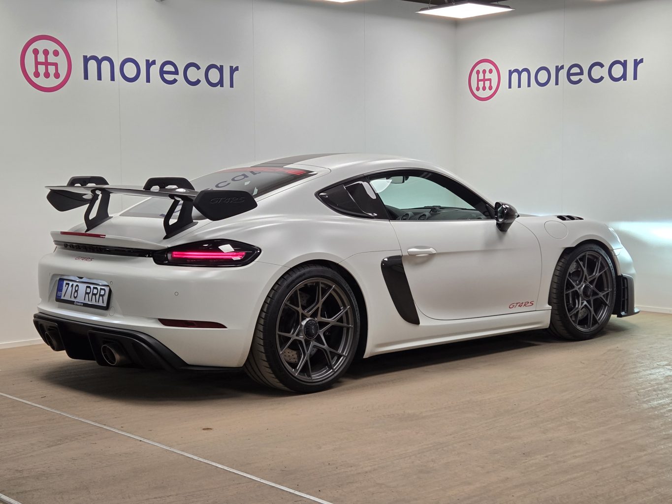 Porsche Cayman rendiauto