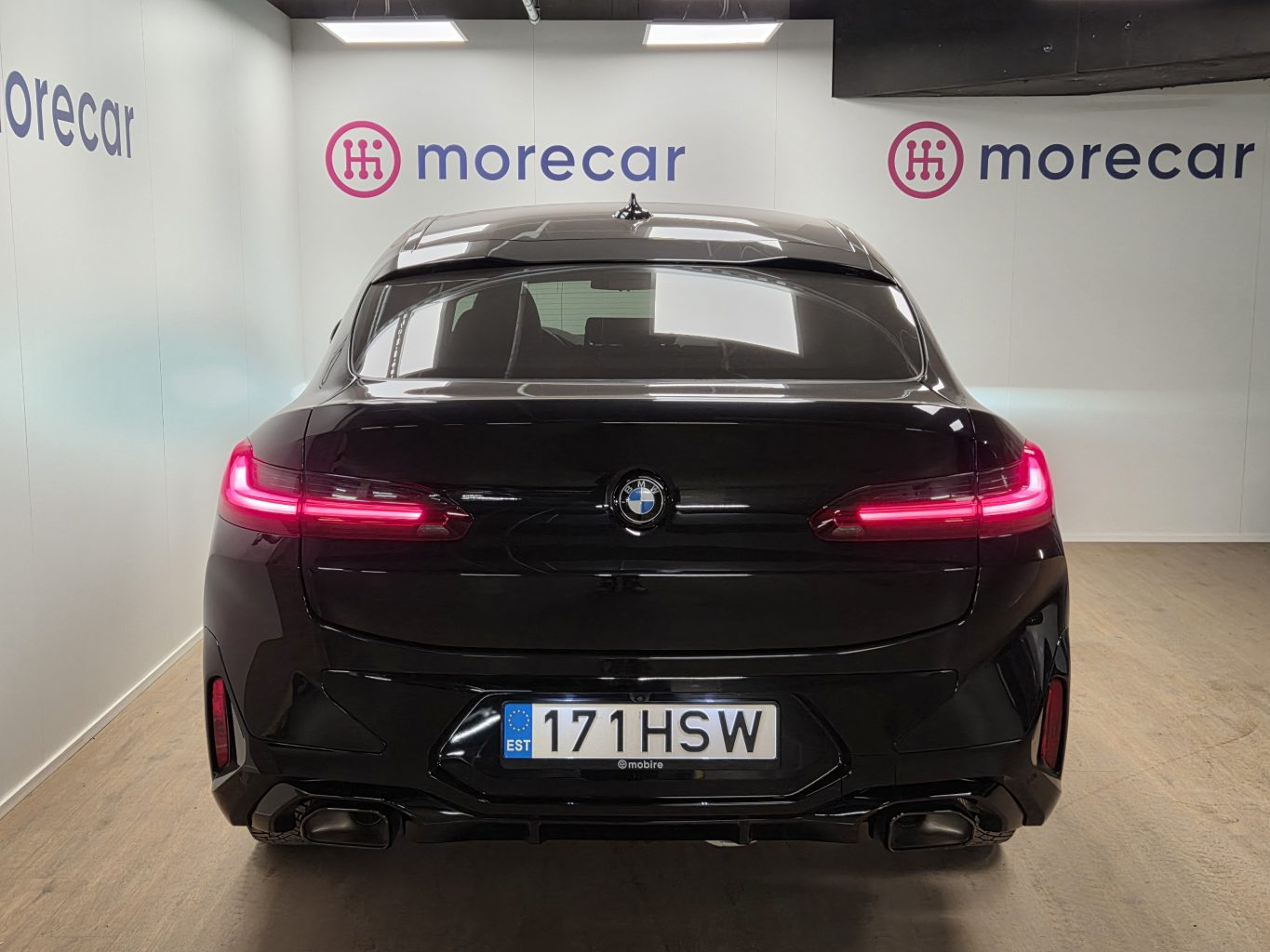 BMW X4 Арендный автомобиль