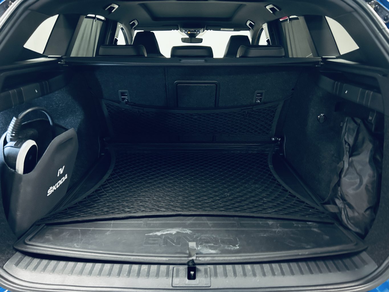 Skoda ENYAQ rendiauto