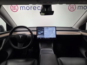 Tesla Model Y Арендный автомобиль