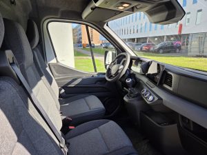 Renault MASTER Rental car
