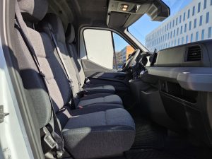 Renault MASTER Rental car