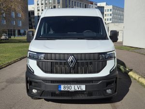 Renault MASTER Rental car