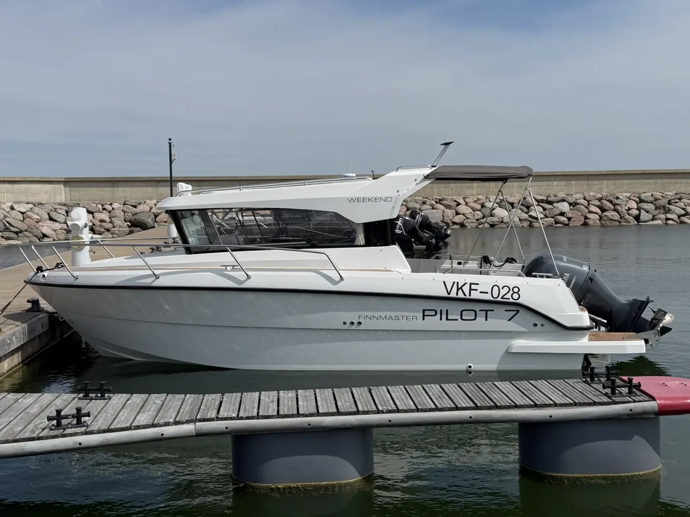 Finnmaster Pilot 7  Арендный автомобиль