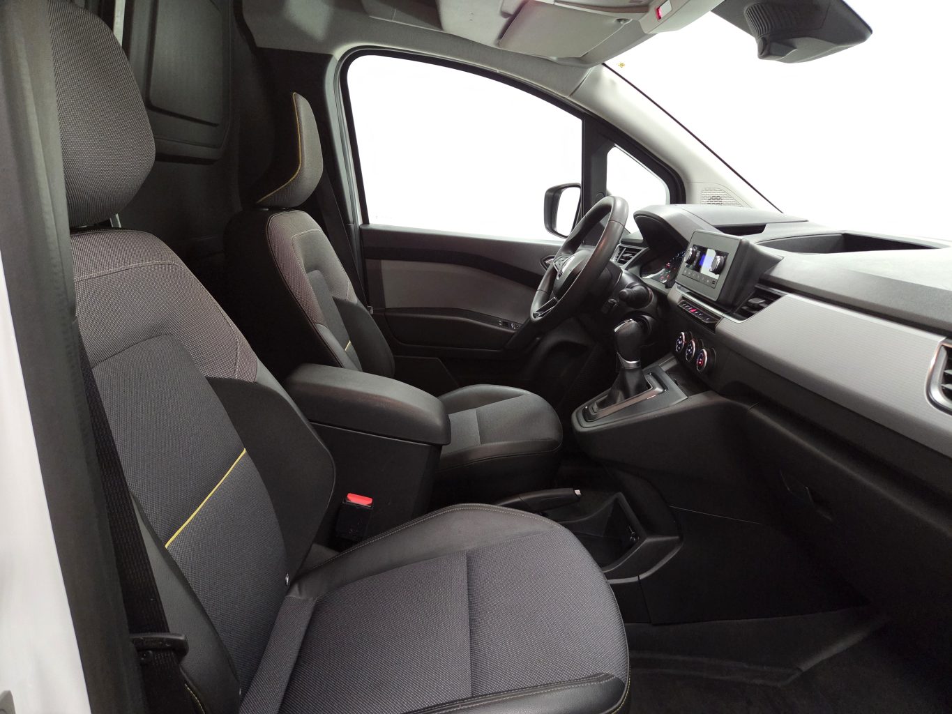 Renault KANGOO Rental car