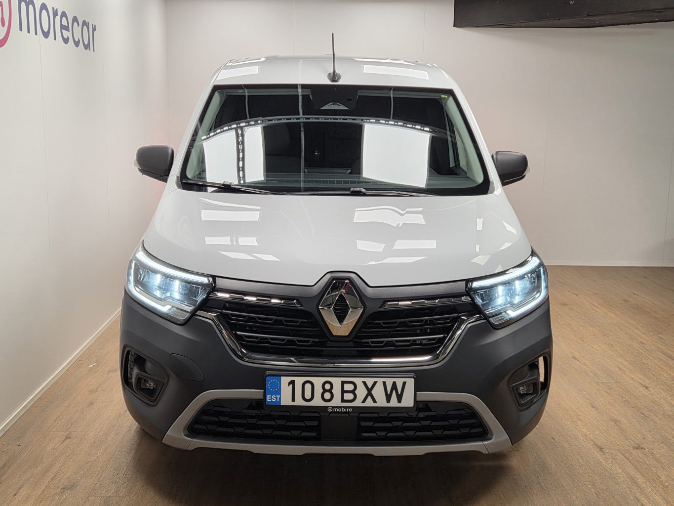 Renault KANGOO Rental car