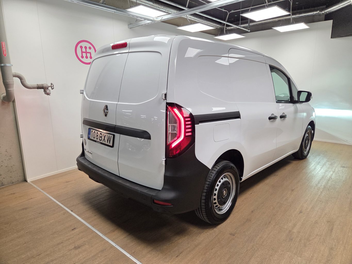 Renault KANGOO Rental car
