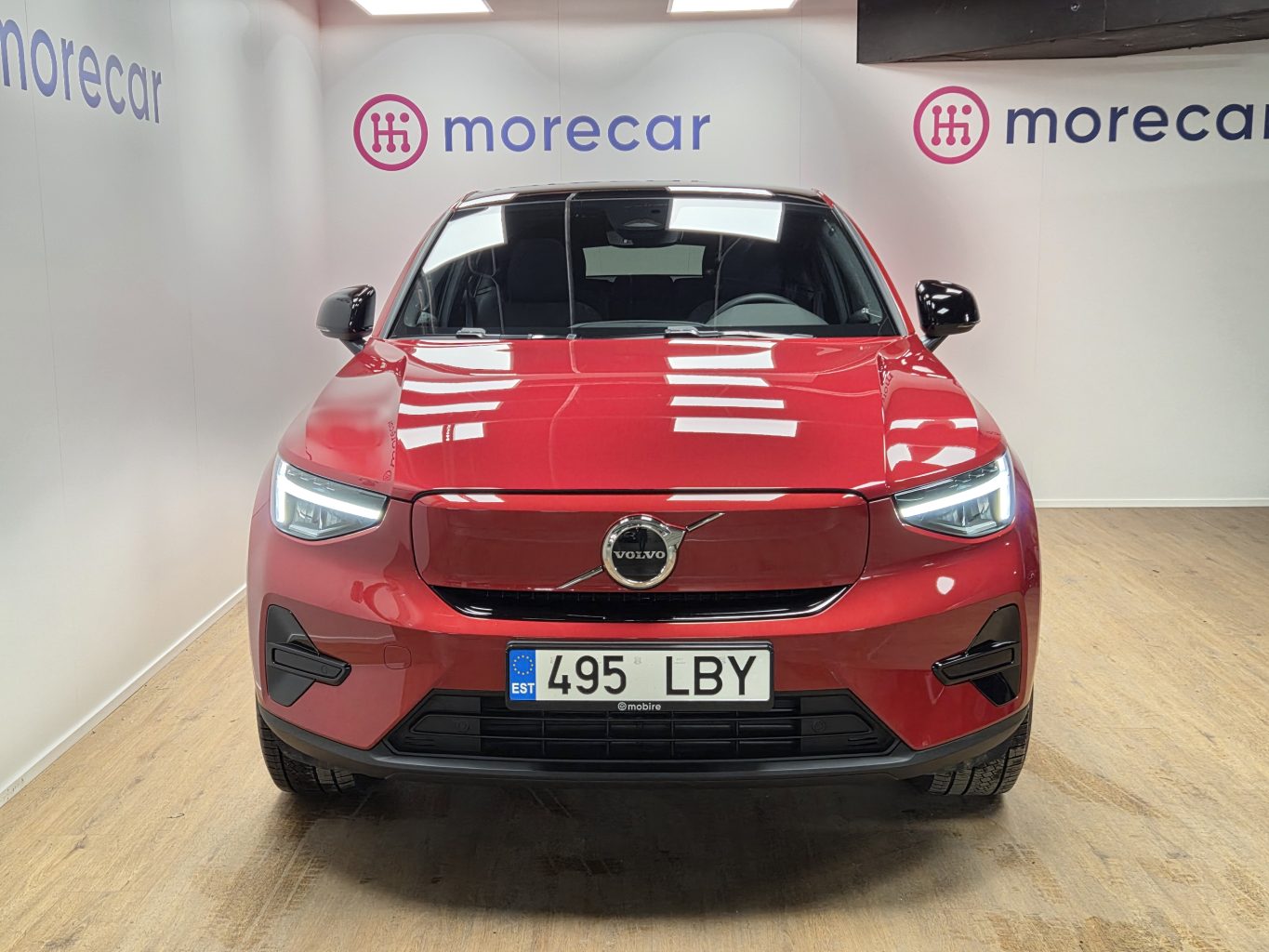 Volvo C40 Recharge Арендный автомобиль