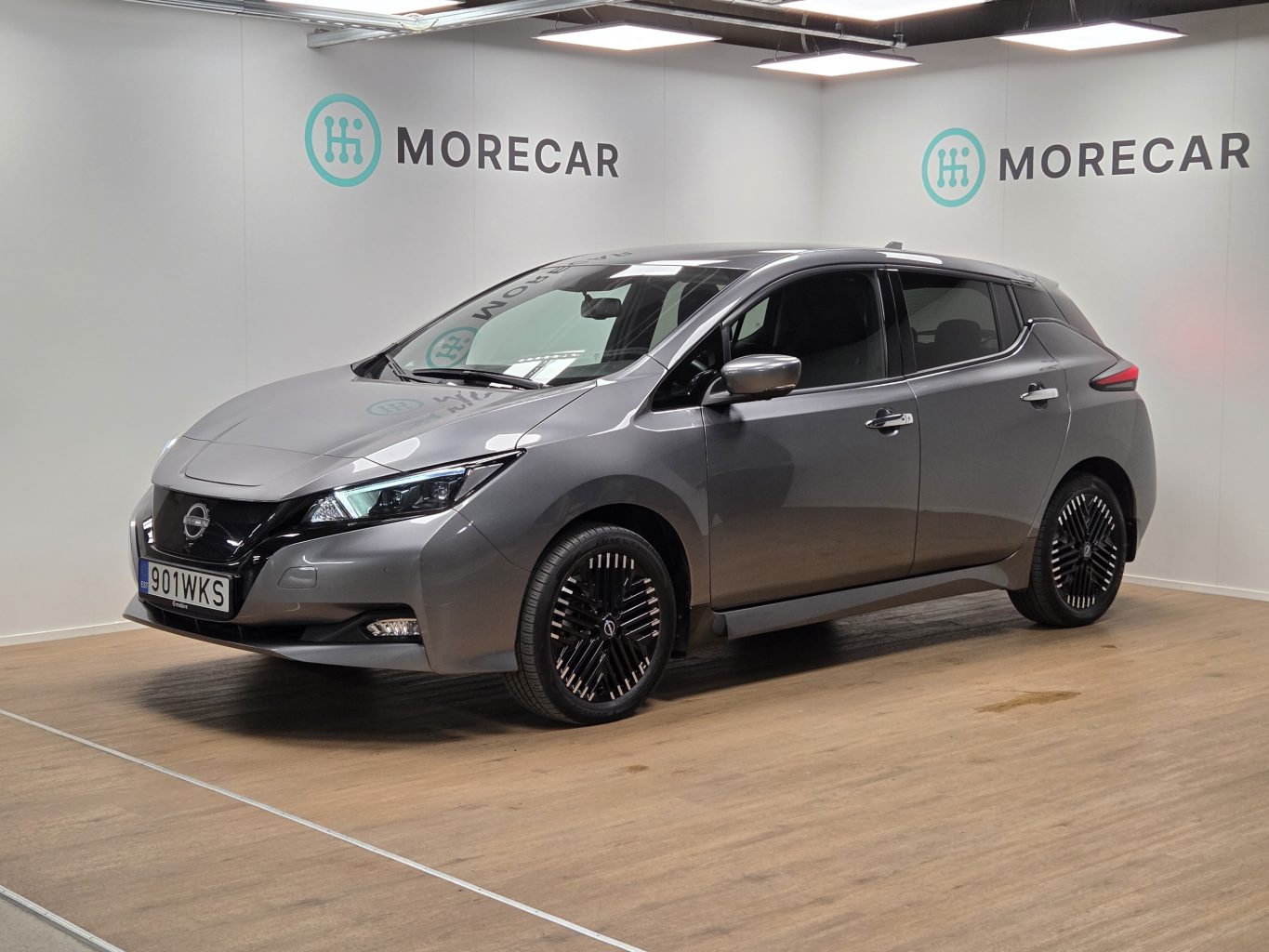 Nissan LEAF Арендный автомобиль