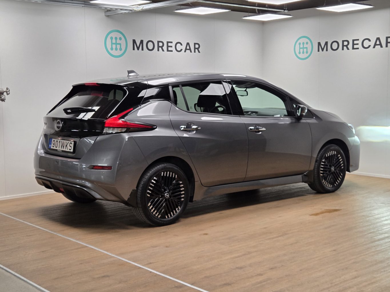 Nissan LEAF Арендный автомобиль