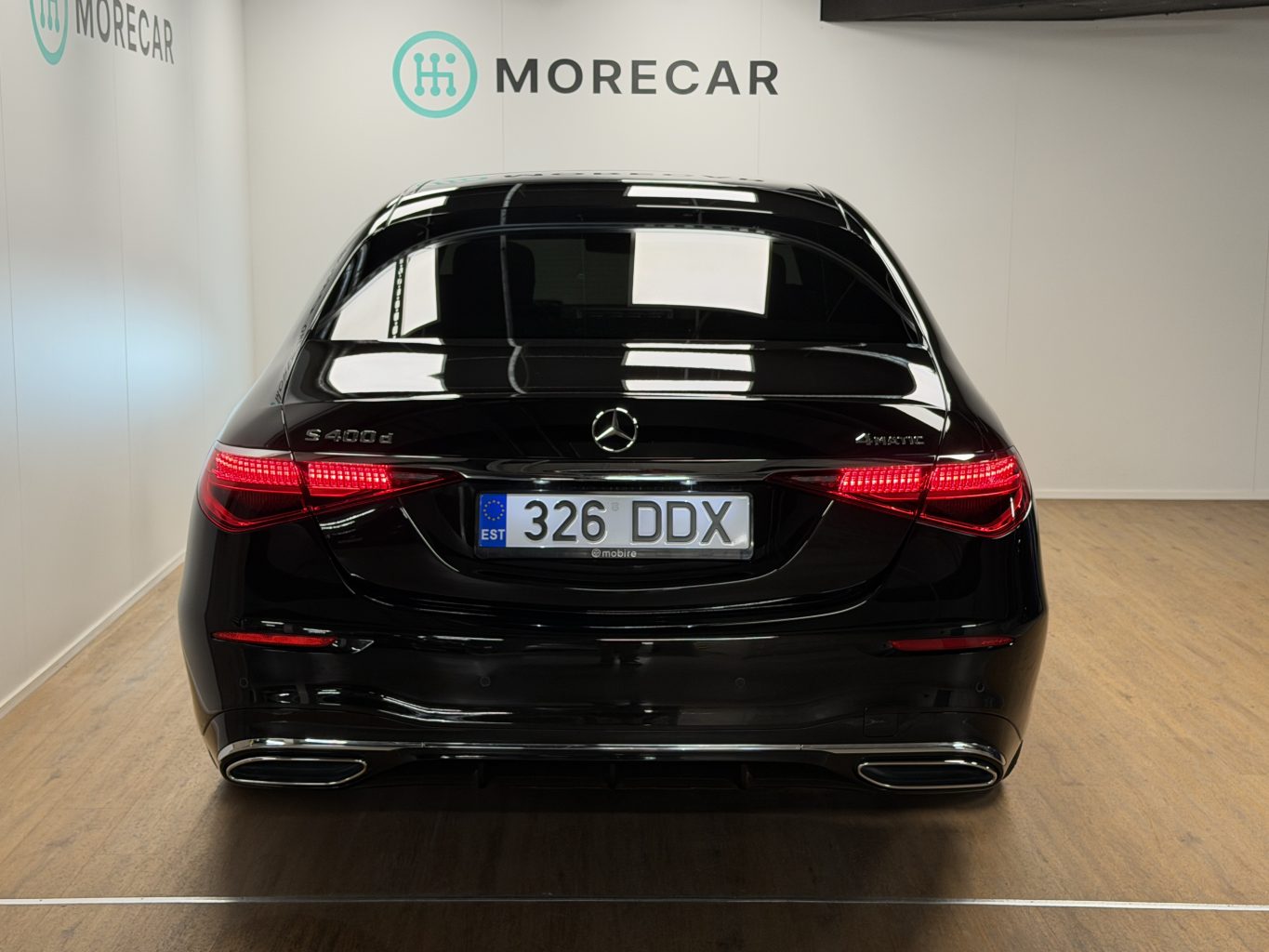 Mercedes-Benz S400 Арендный автомобиль
