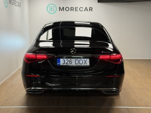 Mercedes-Benz S400 Арендный автомобиль