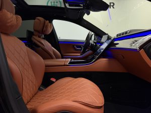 Mercedes-Benz S400 Арендный автомобиль