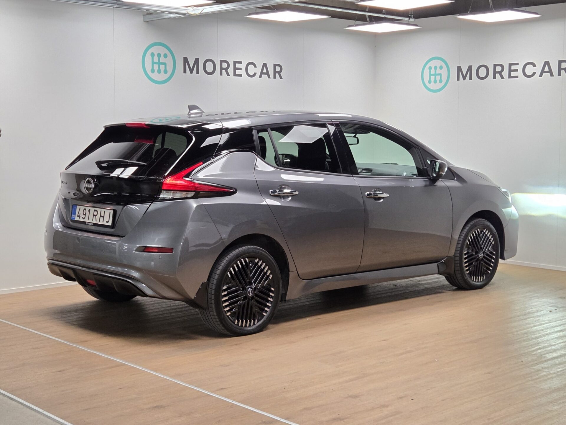 Mobire täisteenusrent - Nissan Leaf